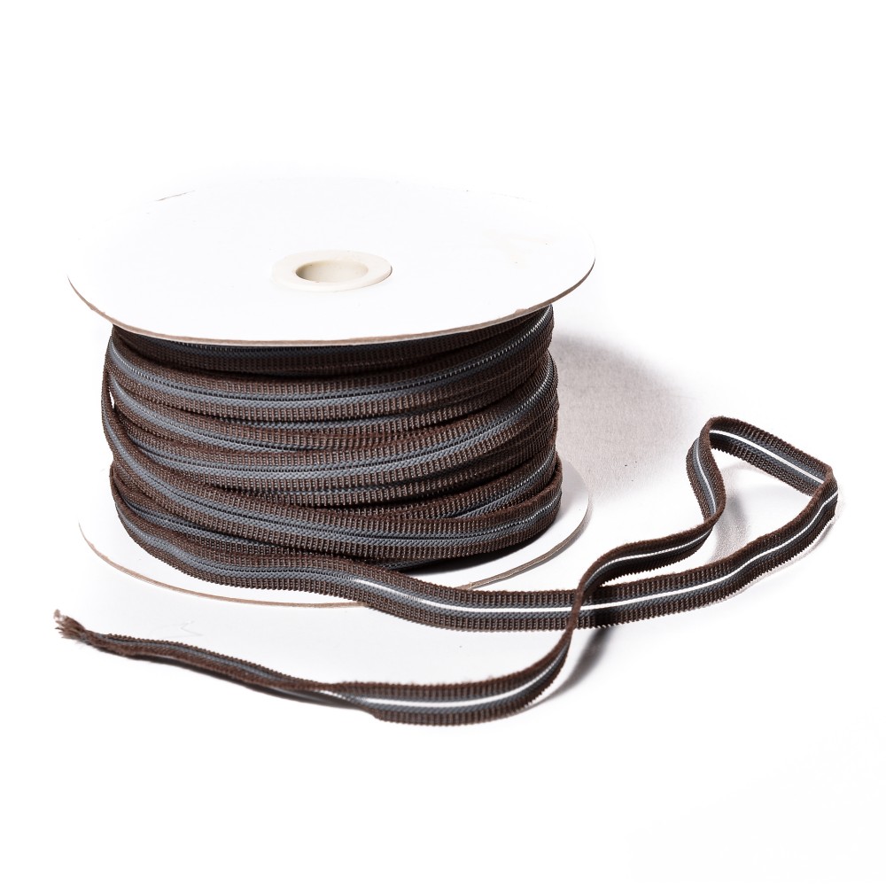 Резинка с просечкой  8мм коричневая