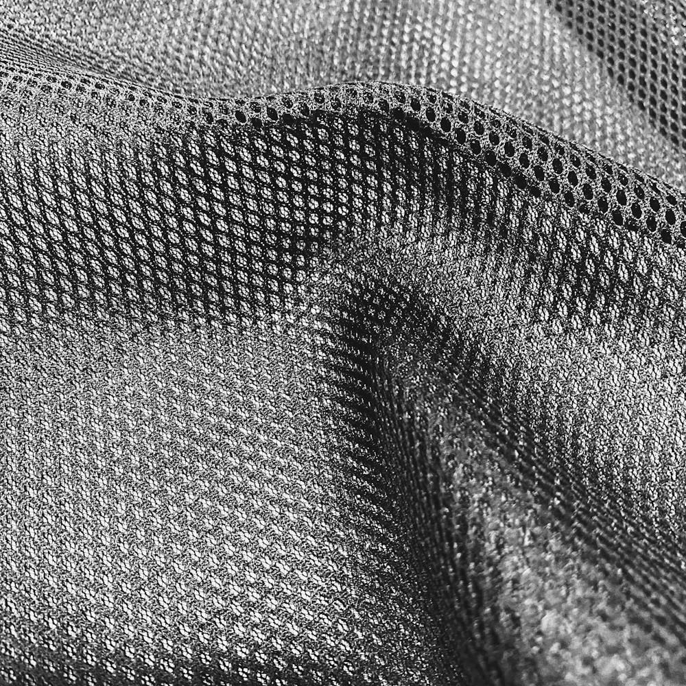 Сетка кросовочная 3-слойная 3 мм черная (ширина 152 см, плотность 260 г/м2 )