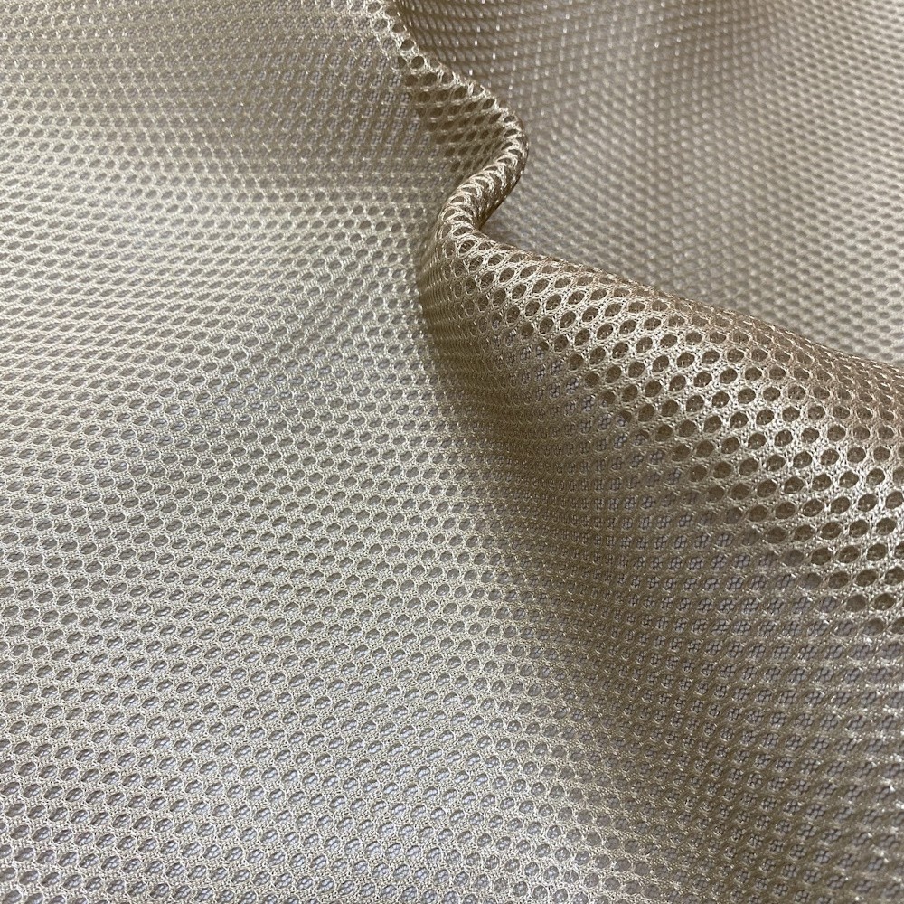 Сетка кросовочная 3-слойная 3 мм тем.бежевая (ширина 152 см, плотность 260 г/м2 )