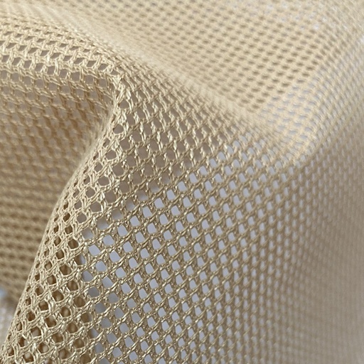 [E07028] Сетка кросовочная 1-слойная 0,6 мм тем.бежевая (ширина 142 см, плотность 280 г/м2)